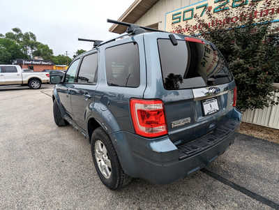 2012 Ford Escape, $10900. Photo 3