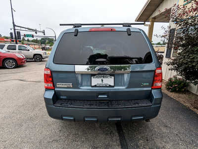 2012 Ford Escape, $10900. Photo 4