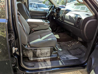 2009 Chevrolet 1500 Crew Cab, $10900. Photo 11
