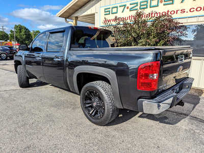 2009 Chevrolet 1500 Crew Cab, $10900. Photo 3