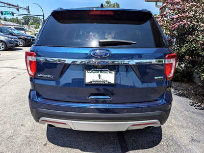 2016 Ford Explorer, $18900. Photo 4