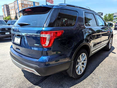 2016 Ford Explorer, $18900. Photo 5
