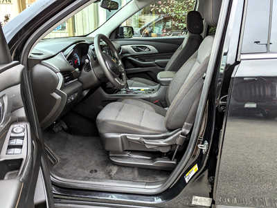 2019 Chevrolet Traverse, $15900. Photo 8