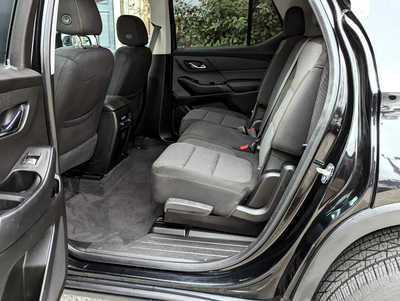 2019 Chevrolet Traverse, $15900. Photo 9