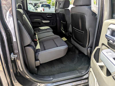 2015 Chevrolet 1500 Crew Cab, $12900. Photo 10