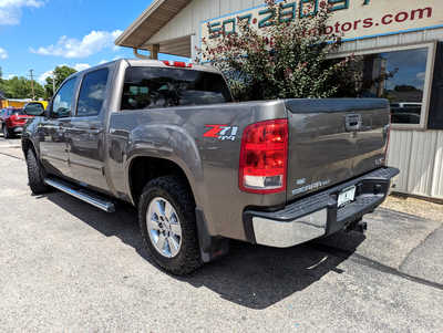 2012 GMC 1500 Crew Cab, $10900. Photo 3