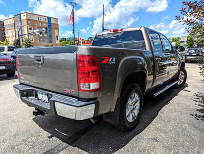 2012 GMC 1500 Crew Cab, $10900. Photo 5