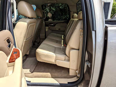 2012 GMC 1500 Crew Cab, $10900. Photo 9