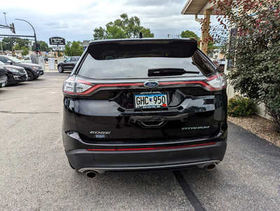 2018 Ford Edge, $12900. Photo 4