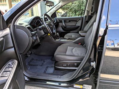 2017 Chevrolet Traverse, $14900. Photo 8