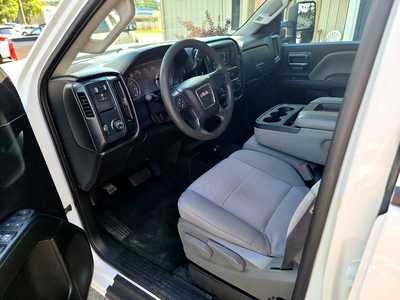 2019 GMC 2500 Crew Cab, $25990. Photo 8