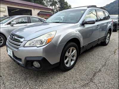 2013 Subaru Outback, $0. Photo 1