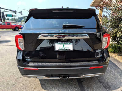 2020 Ford Explorer, $19900. Photo 4