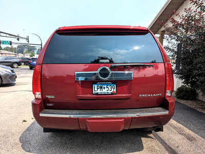 2010 Cadillac Escalade, $7900. Photo 4