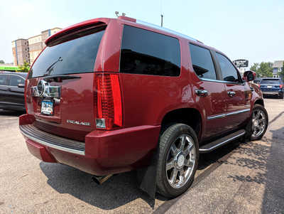 2010 Cadillac Escalade, $7900. Photo 5