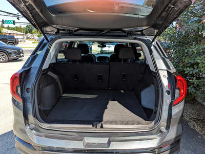 2021 GMC Terrain, $20900. Photo 10