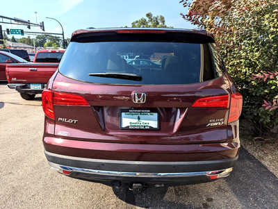 2016 Honda Pilot, $17900. Photo 4