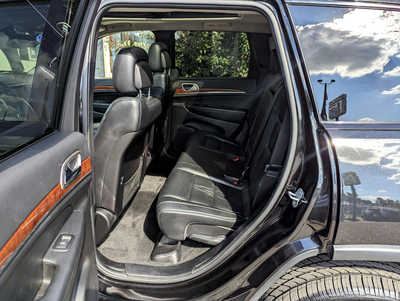 2012 Jeep Grand Cherokee, $10900. Photo 11