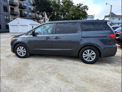 2017 Kia Sedona, $0. Photo 1
