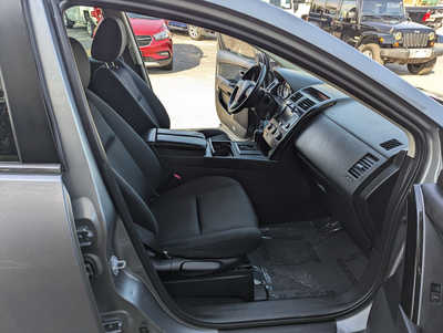 2014 Mazda CX-9, $10900. Photo 12