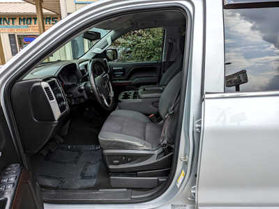 2014 GMC 1500 Crew Cab, $16900. Photo 8