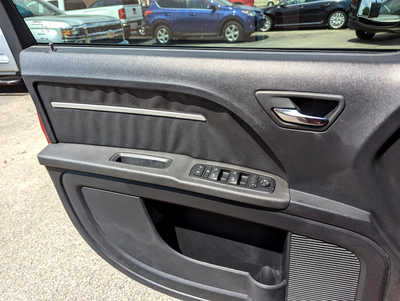 2010 Dodge Journey, $5900. Photo 12