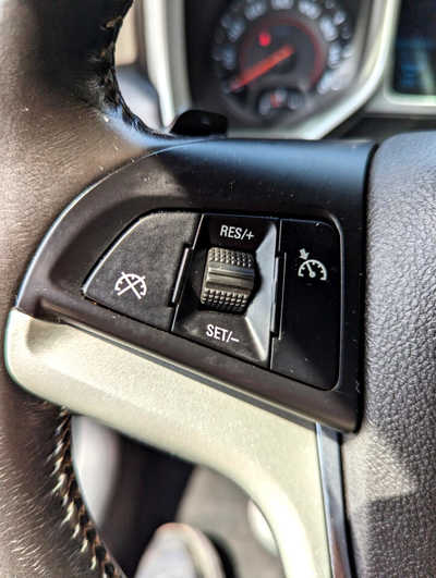 2015 Chevrolet Camaro, $17900. Photo 10