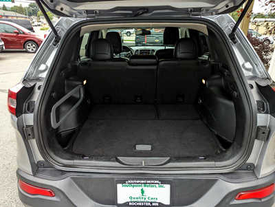 2016 Jeep Cherokee, $13900. Photo 10