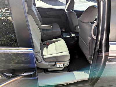 2014 Honda Odyssey, $0. Photo 11