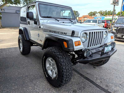 2004 Jeep Wrangler, $22900. Photo 6