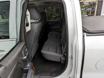 2017 GMC 1500 Ext Cab, $19900. Photo 9