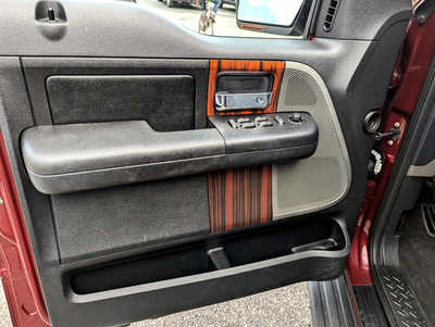 2006 Lincoln Mark LT, $7900. Photo 12