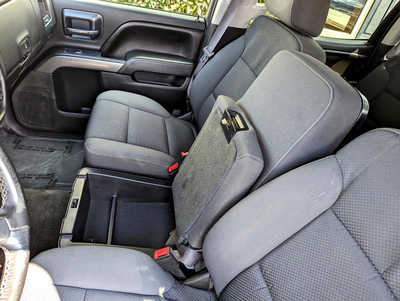 2015 Chevrolet 1500 Crew Cab, $13900. Photo 11
