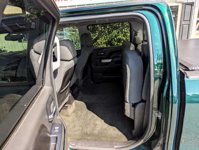 2015 Chevrolet 1500 Crew Cab, $13900. Photo 6