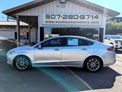 2017 Ford Fusion, $11900. Photo 2
