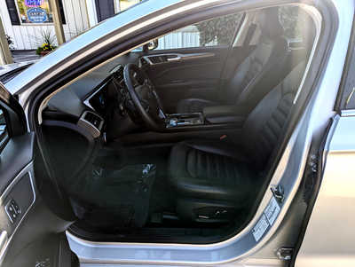 2017 Ford Fusion, $11900. Photo 8