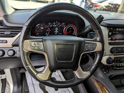 2015 GMC Yukon XL, $0. Photo 8