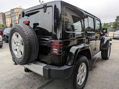 2011 Jeep Wrangler Unlimited, $14900. Photo 4
