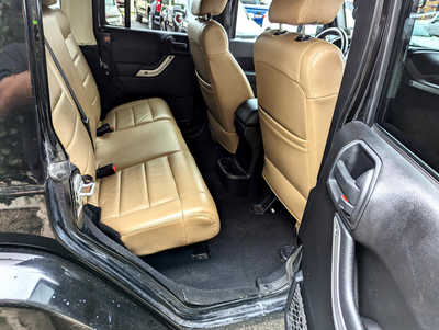 2011 Jeep Wrangler Unlimited, $14900. Photo 9