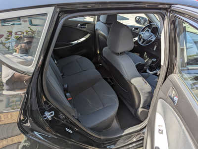 2014 Hyundai Accent, $7500. Photo 10