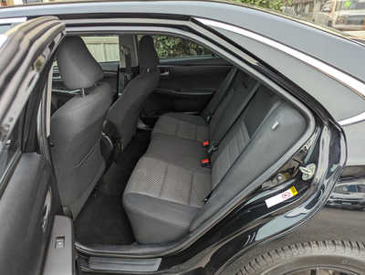 2017 Toyota Camry, $16900. Photo 9