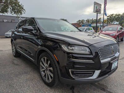 2019 Lincoln Nautilus, $21900. Photo 6
