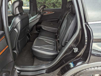 2019 Lincoln Nautilus, $21900. Photo 9