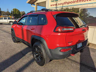 2017 Jeep Cherokee, $15900. Photo 3