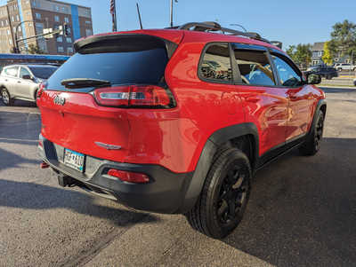 2017 Jeep Cherokee, $15900. Photo 5