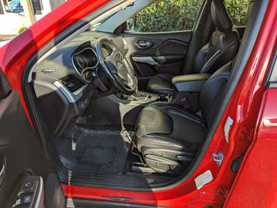 2017 Jeep Cherokee, $15900. Photo 8