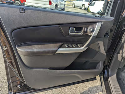 2014 Ford Edge, $10900. Photo 12