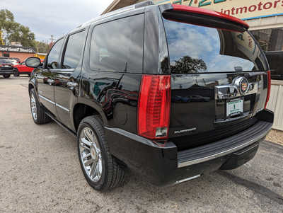2013 Cadillac Escalade, $16900. Photo 3