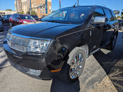2010 Lincoln MKX, $0. Photo 2