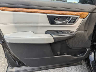 2020 Honda CR-V, $22900. Photo 12
